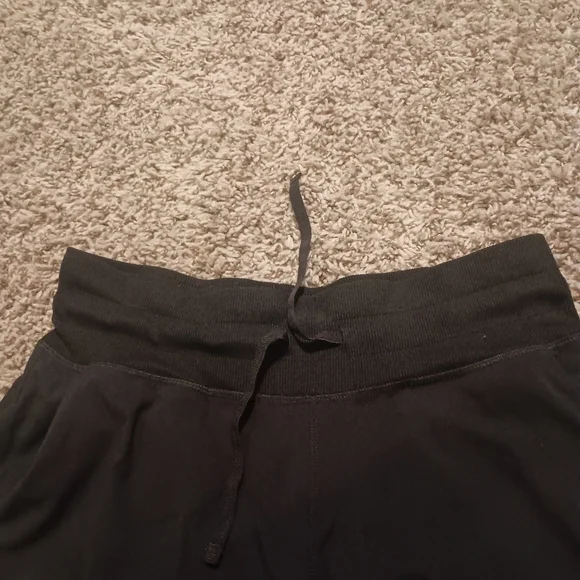 Black Athletic Shorts Small - Picture 7 of 7